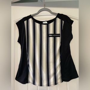 Striped women top nwot